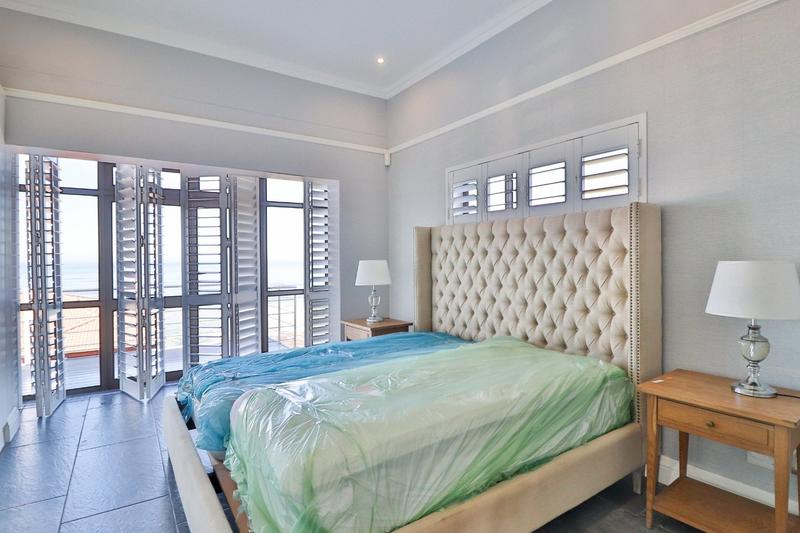 8 Bedroom Property for Sale in Reebok Western Cape